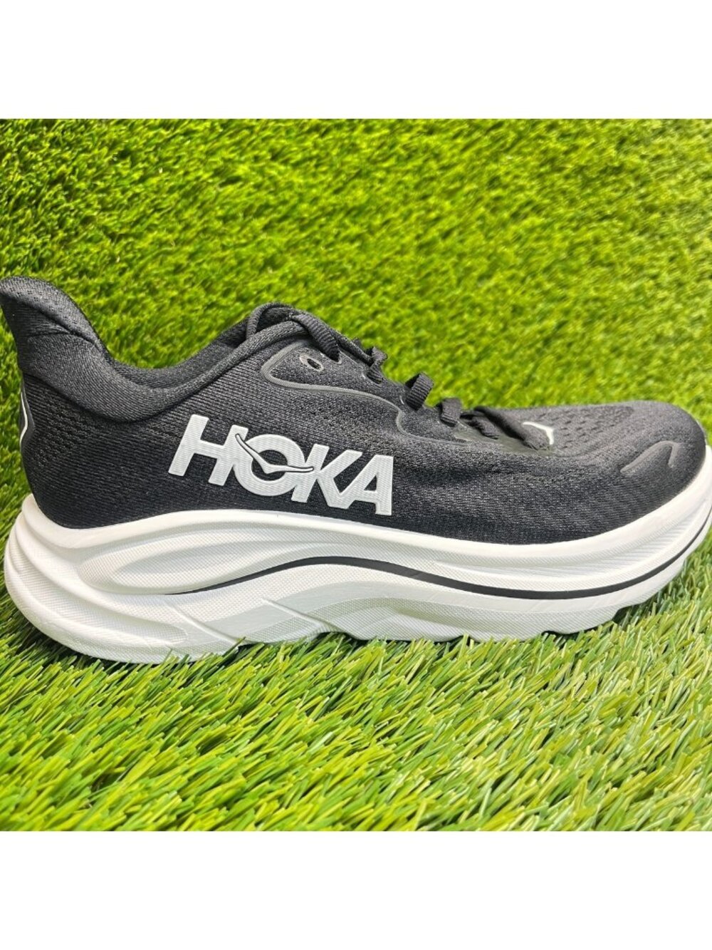 Hoka One One Clifton 10 Womens Size 7.5 Black Athletic Running Shoes Sneakers
